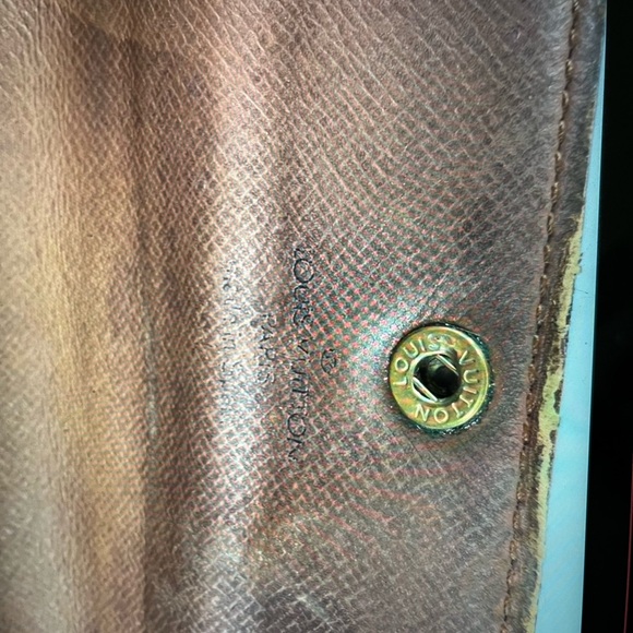 Louis Vuitton Dark Brown Monogram Clutch - Picture 11 of 13